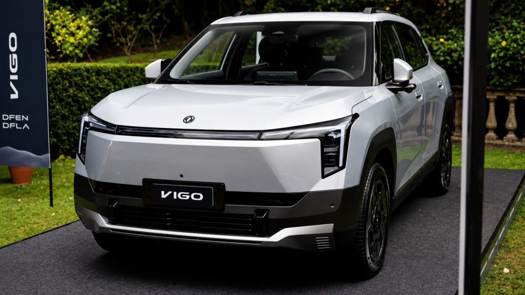 SUV elétrico DFM Vigo em apresentação no Brasil