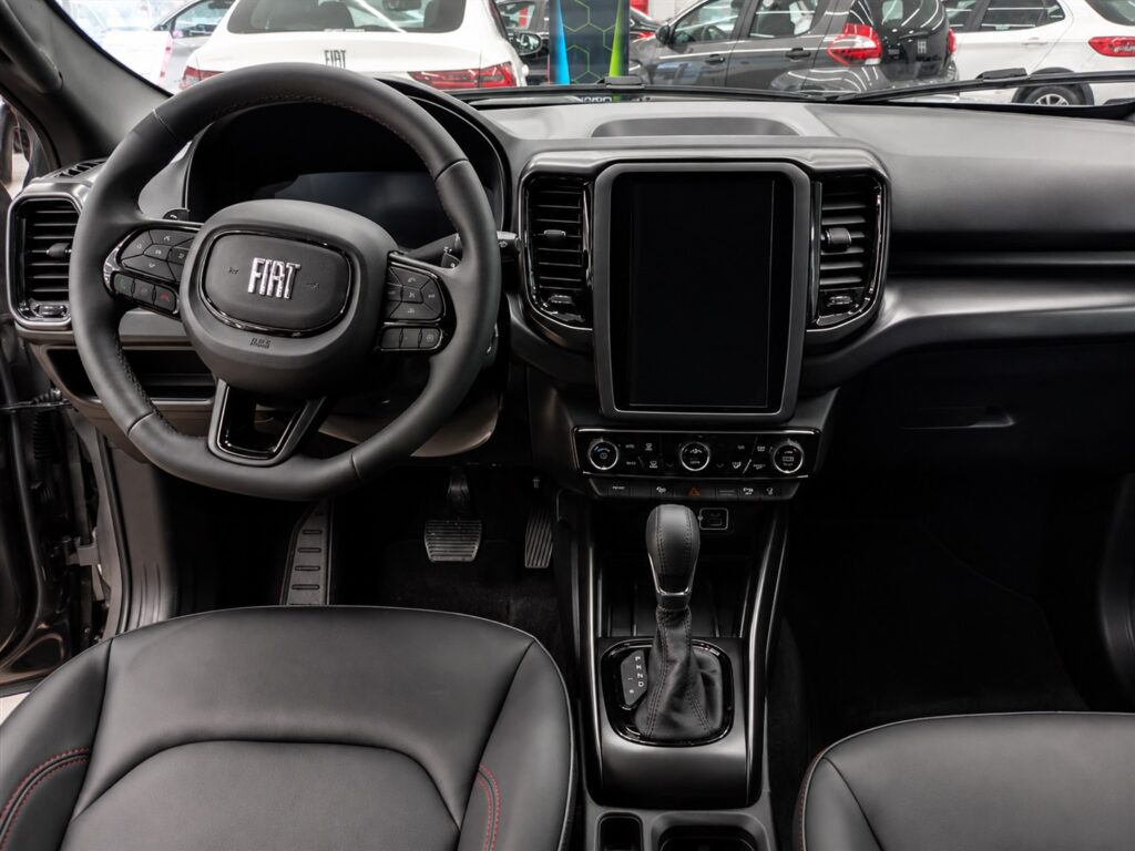 Interior da Fiat Toro Ultra 2027