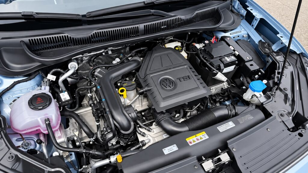 Motor Volkswagen TSI no compartimento do motor