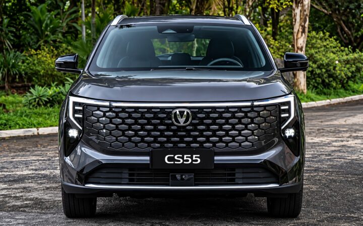 CAOA Changan CS55 2027 em vista externa