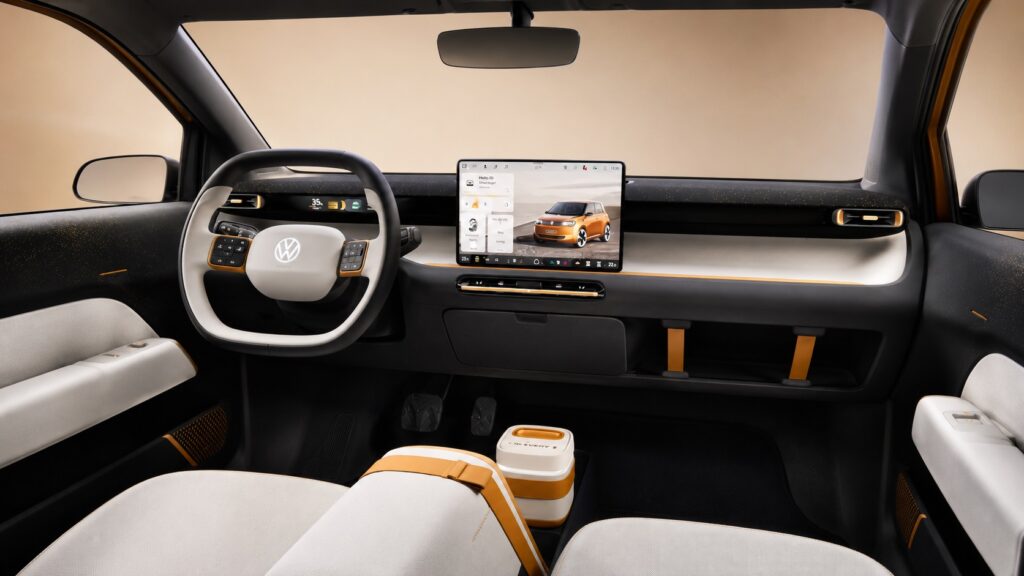 Interior do Volkswagen ID.Every1 com central multimídia