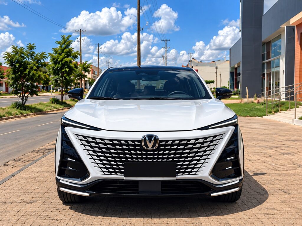 CAOA Changan Uni-T 2027 branco visto de frente