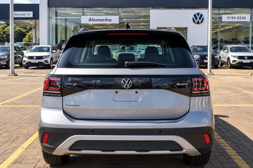 Traseira do Volkswagen T-Cross Sense para PcD